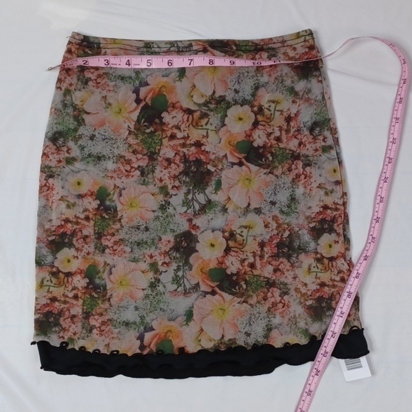 Y2K Sheer Floral Print Micro-Mini Skirt in Size Small by Urban Outfitters. - Picture 5 of 5